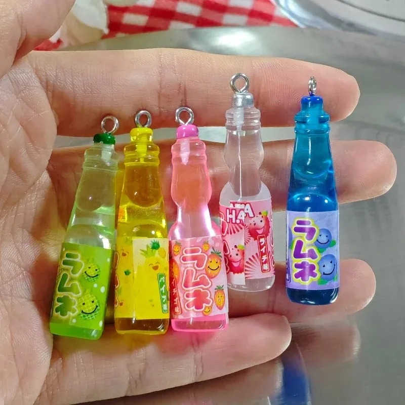 ชาร์มเรซิ่นรูปขวดโซดาขนาดเล็ก  - Resin Art Jewelry Kit บทวิจารณ์และราคา