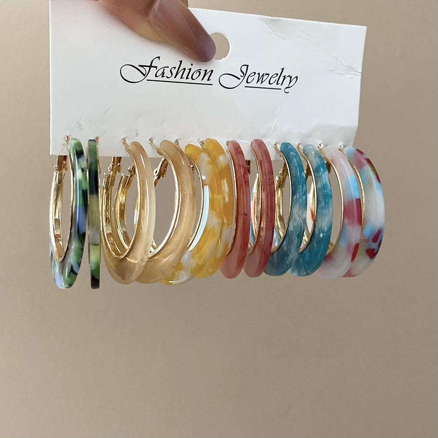 แฟชั่นวงกลมขนาดใหญ่ต่างหูอะคริ - Resin Art Ring บทวิจารณ์และราคา