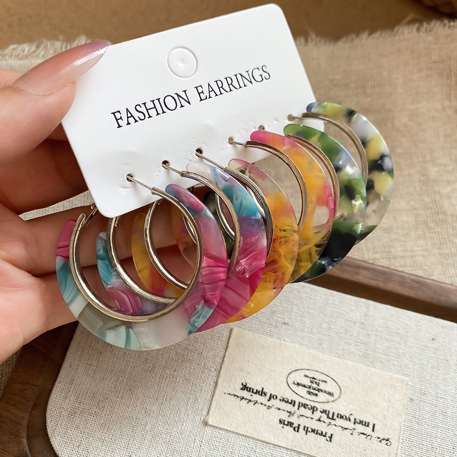 แฟชั่นวงกลมขนาดใหญ่ต่างหูอะคริ - Resin Art Ring บทวิจารณ์และราคา