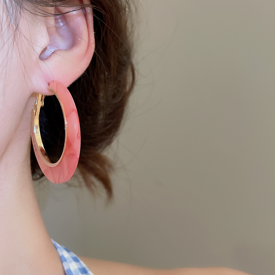 แฟชั่นวงกลมขนาดใหญ่ต่างหูอะคริ - Resin Art Ring บทวิจารณ์และราคา