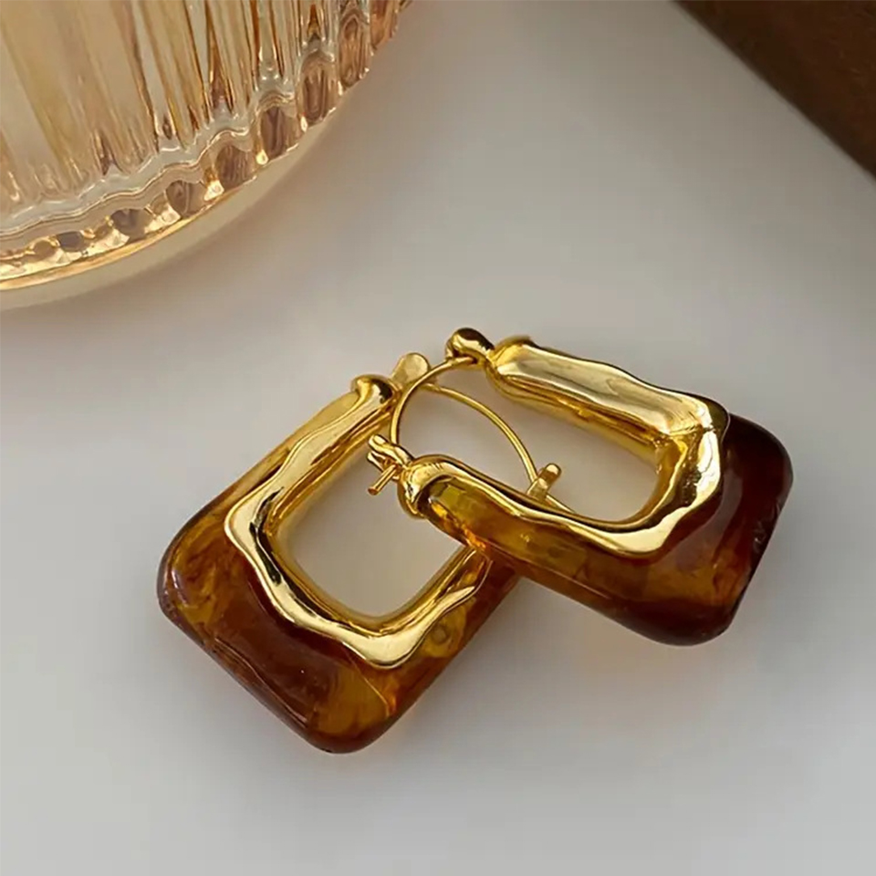 ต่างหูห่วงรูปตัวยูสไตล์วินเทจแ - Resin Art Ring บทวิจารณ์และราคา